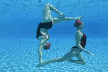 Synchronized Swimming Lessons in Chicago